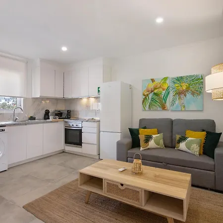 Stunning Modern In Oura