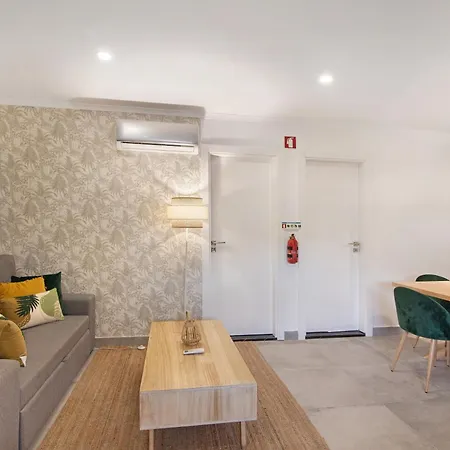Stunning Modern In Oura Albufeira