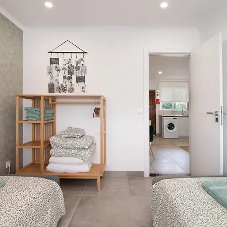 Stunning Modern In Oura Albufeira